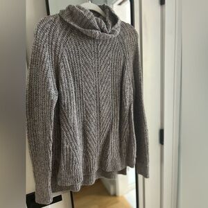 Madewell Grey Turtleneck / Cowl Neck sweater size M